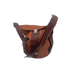 Morino Italian Leather Bucket Bag With Adjustable Strap & Zippered Pockets